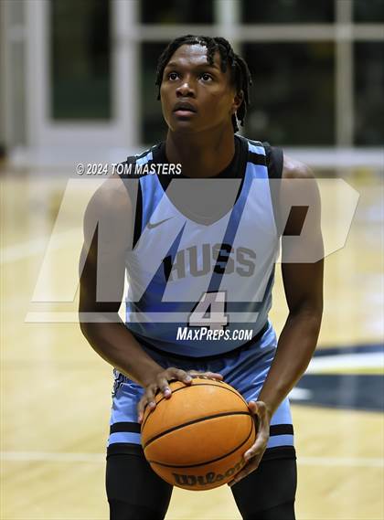 Thumbnail 1 in Huss vs. Butler photogallery.
