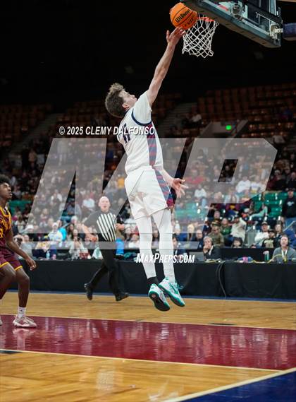 Thumbnail 1 in Windsor vs Dakota Ridge (CHSAA 5A Great 8) photogallery.