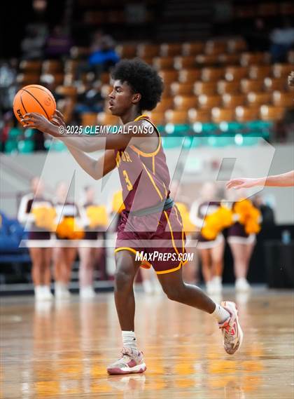 Thumbnail 1 in Windsor vs Dakota Ridge (CHSAA 5A Great 8) photogallery.