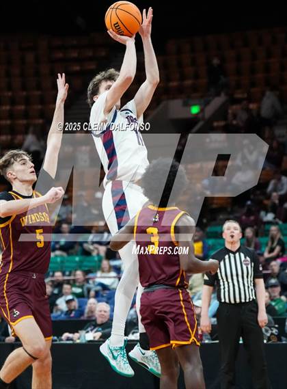 Thumbnail 1 in Windsor vs Dakota Ridge (CHSAA 5A Great 8) photogallery.