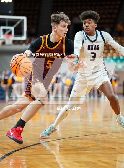Thumbnail 3 in Windsor vs Dakota Ridge (CHSAA 5A Great 8) photogallery.