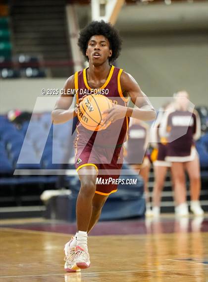 Thumbnail 3 in Windsor vs Dakota Ridge (CHSAA 5A Great 8) photogallery.
