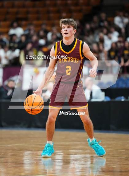Thumbnail 2 in Windsor vs Dakota Ridge (CHSAA 5A Great 8) photogallery.