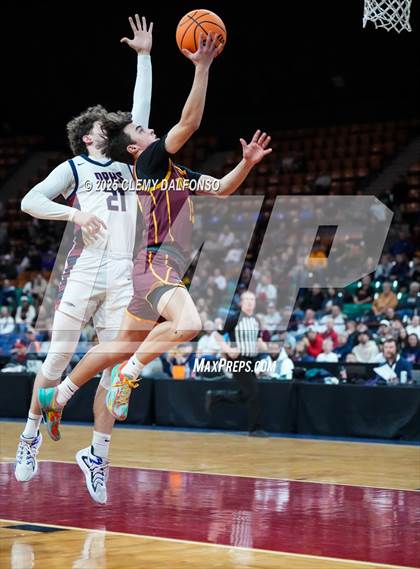 Thumbnail 3 in Windsor vs Dakota Ridge (CHSAA 5A Great 8) photogallery.