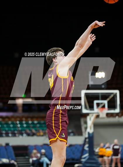 Thumbnail 2 in Windsor vs Dakota Ridge (CHSAA 5A Great 8) photogallery.