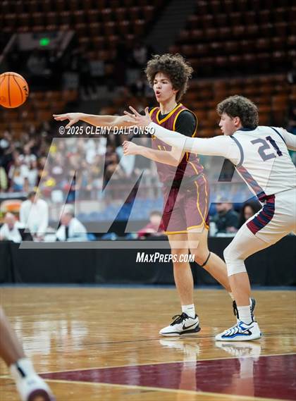 Thumbnail 3 in Windsor vs Dakota Ridge (CHSAA 5A Great 8) photogallery.