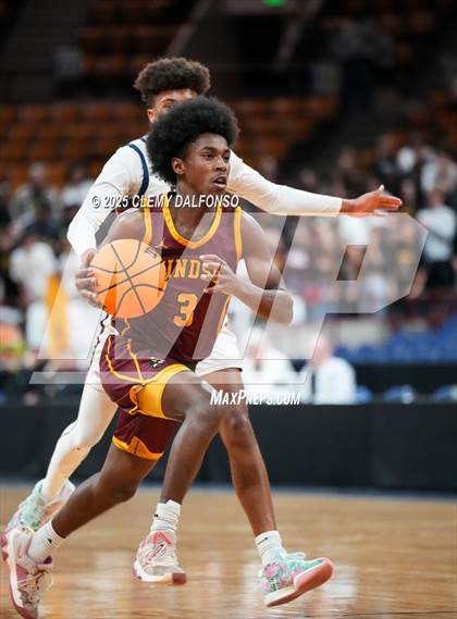 Thumbnail 3 in Windsor vs Dakota Ridge (CHSAA 5A Great 8) photogallery.