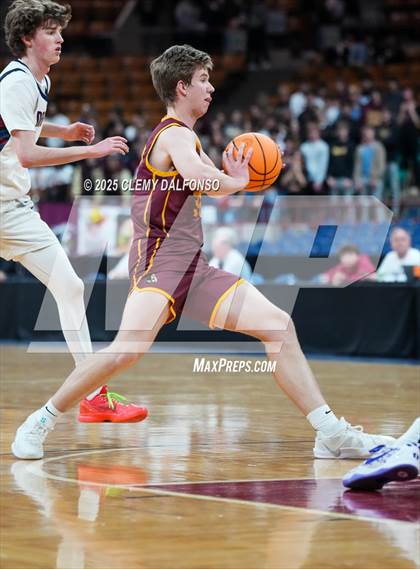 Thumbnail 1 in Windsor vs Dakota Ridge (CHSAA 5A Great 8) photogallery.