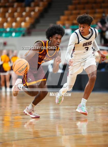 Thumbnail 3 in Windsor vs Dakota Ridge (CHSAA 5A Great 8) photogallery.