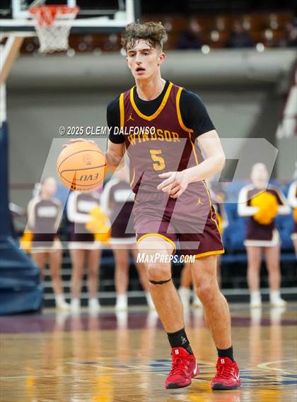 Thumbnail 3 in Windsor vs Dakota Ridge (CHSAA 5A Great 8) photogallery.