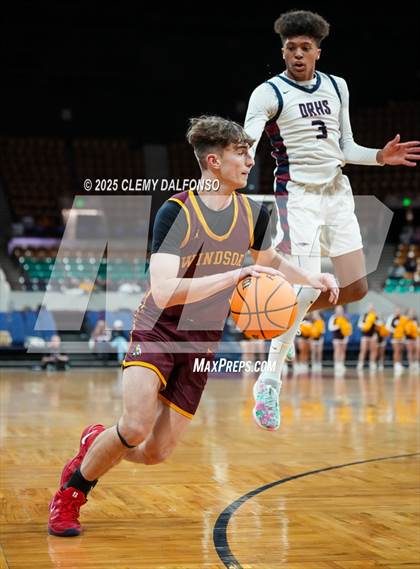 Thumbnail 3 in Windsor vs Dakota Ridge (CHSAA 5A Great 8) photogallery.