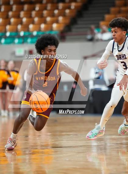 Thumbnail 2 in Windsor vs Dakota Ridge (CHSAA 5A Great 8) photogallery.