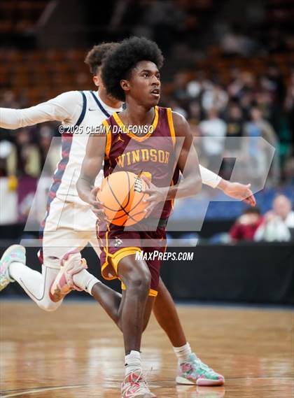 Thumbnail 1 in Windsor vs Dakota Ridge (CHSAA 5A Great 8) photogallery.