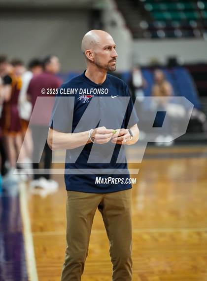 Thumbnail 2 in Windsor vs Dakota Ridge (CHSAA 5A Great 8) photogallery.