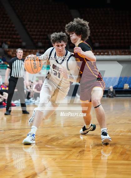 Thumbnail 1 in Windsor vs Dakota Ridge (CHSAA 5A Great 8) photogallery.