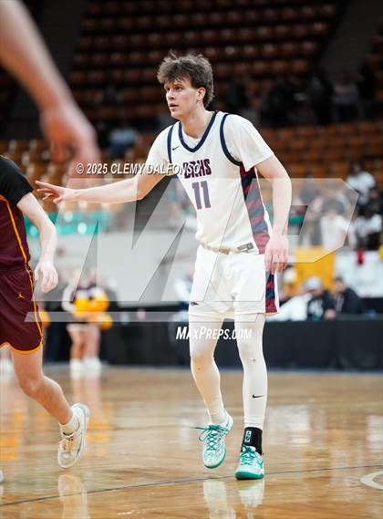Thumbnail 1 in Windsor vs Dakota Ridge (CHSAA 5A Great 8) photogallery.