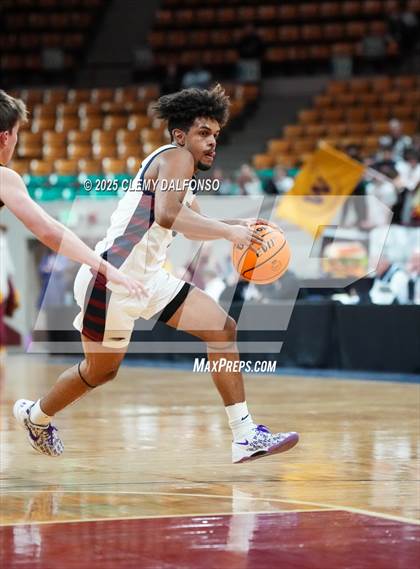 Thumbnail 3 in Windsor vs Dakota Ridge (CHSAA 5A Great 8) photogallery.