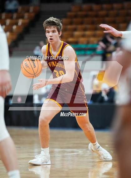 Thumbnail 1 in Windsor vs Dakota Ridge (CHSAA 5A Great 8) photogallery.