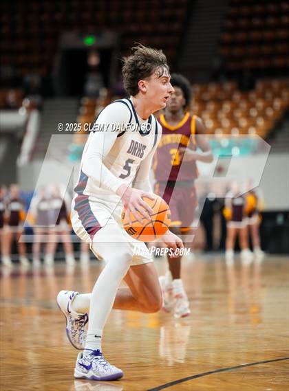 Thumbnail 2 in Windsor vs Dakota Ridge (CHSAA 5A Great 8) photogallery.