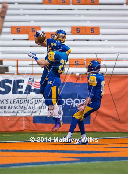 Thumbnail 1 in Schalmont vs. Maine-Endwell (NYSPHSAA Class B Final) photogallery.