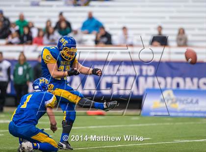 Thumbnail 1 in Schalmont vs. Maine-Endwell (NYSPHSAA Class B Final) photogallery.