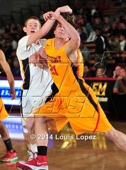 Thumbnail 1 in Orange Lutheran @ Foothill (Nike Extravaganza) photogallery.