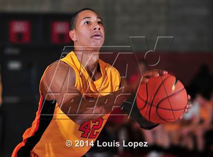 Thumbnail 3 in Orange Lutheran @ Foothill (Nike Extravaganza) photogallery.