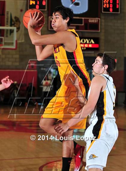 Thumbnail 3 in Orange Lutheran @ Foothill (Nike Extravaganza) photogallery.