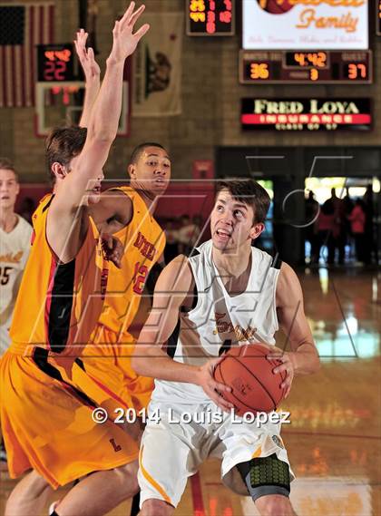 Thumbnail 1 in Orange Lutheran @ Foothill (Nike Extravaganza) photogallery.