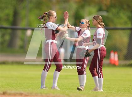 Thumbnail 1 in Auburn vs Fulton photogallery.