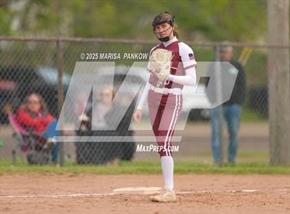 Thumbnail 1 in Auburn vs Fulton photogallery.