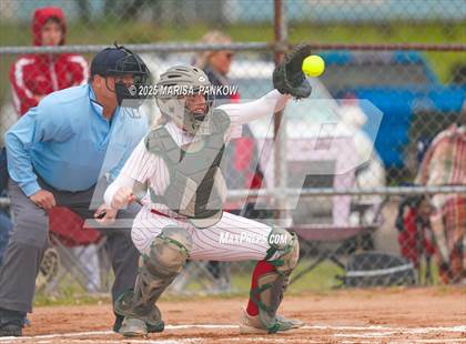 Thumbnail 1 in Auburn vs Fulton photogallery.