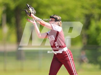 Thumbnail 3 in Auburn vs Fulton photogallery.