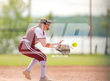 Thumbnail 1 in Auburn vs Fulton photogallery.