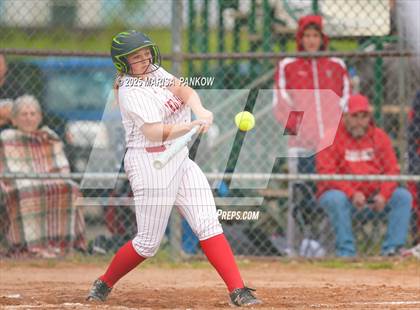 Thumbnail 1 in Auburn vs Fulton photogallery.