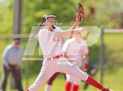 Thumbnail 3 in Auburn vs Fulton photogallery.