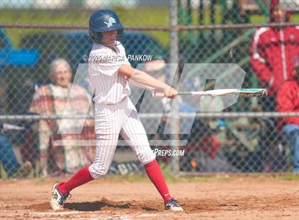 Thumbnail 2 in Auburn vs Fulton photogallery.
