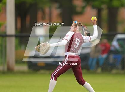 Thumbnail 1 in Auburn vs Fulton photogallery.