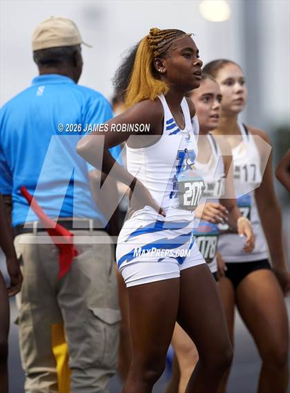 Thumbnail 2 in FHSAA Class 3A Final (800m) photogallery.