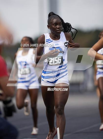 Thumbnail 1 in FHSAA Class 3A Final (800m) photogallery.