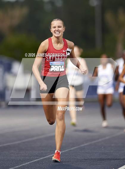 Thumbnail 1 in FHSAA Class 3A Final (800m) photogallery.