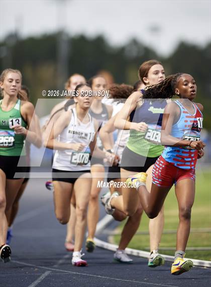 Thumbnail 2 in FHSAA Class 3A Final (800m) photogallery.