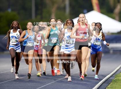 Thumbnail 2 in FHSAA Class 3A Final (800m) photogallery.