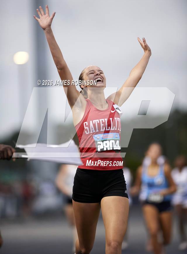 FHSAA Class 3A Final (800m)