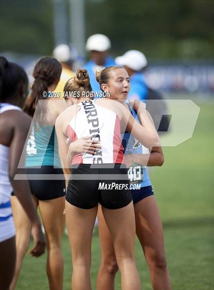 Thumbnail 2 in FHSAA Class 3A Final (800m) photogallery.