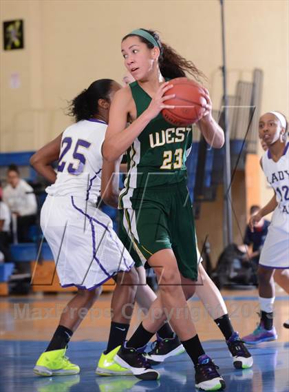 Thumbnail 2 in Broughton vs. West Forsyth (HighSchoolOT.com Holiday Invitational) photogallery.