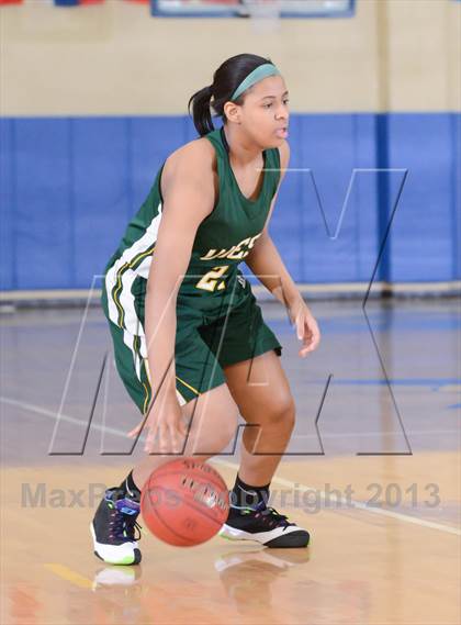 Thumbnail 3 in Broughton vs. West Forsyth (HighSchoolOT.com Holiday Invitational) photogallery.
