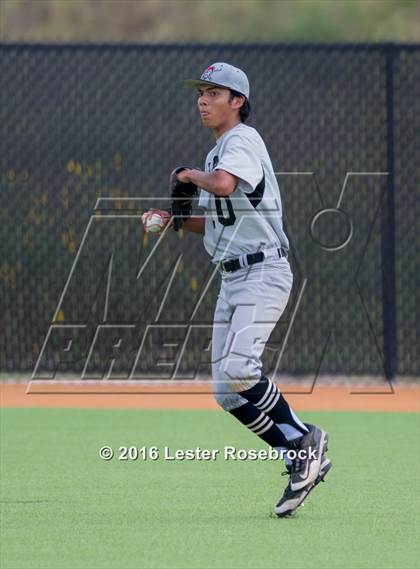 Thumbnail 3 in Center Point vs Refugio (UIL 2A Regional Quarterfinal) photogallery.
