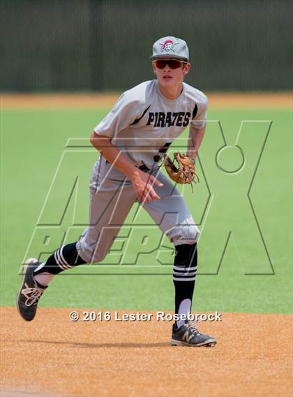 Thumbnail 3 in Center Point vs Refugio (UIL 2A Regional Quarterfinal) photogallery.