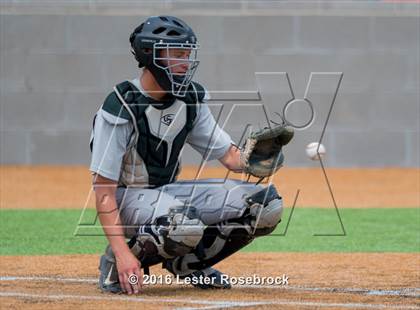Thumbnail 3 in Center Point vs Refugio (UIL 2A Regional Quarterfinal) photogallery.
